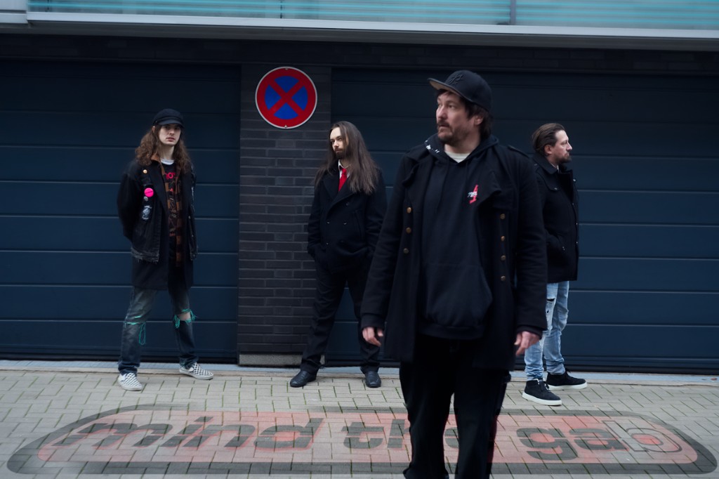 Mind The Gab – alle vier Bandmitglieder